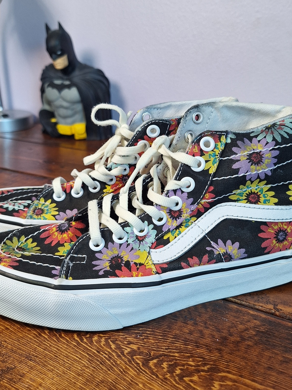 Vans SK8 High-Top Floral Sneakers in Black, White and Multicolor Women's Size 7